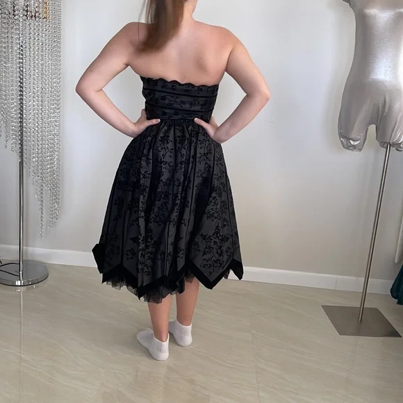 NWT! Betsy Johnson black dress size 8 fits S or size 6